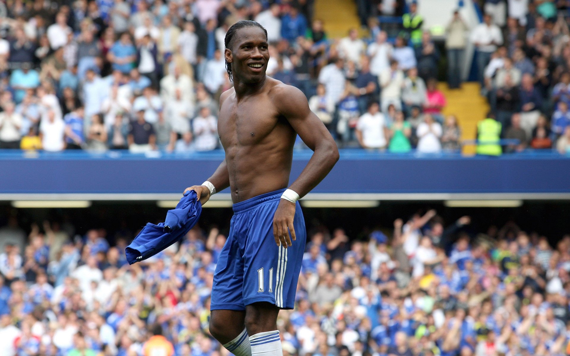 德甲豪门反复补强中场，争取赛季冠军，德甲 豪门